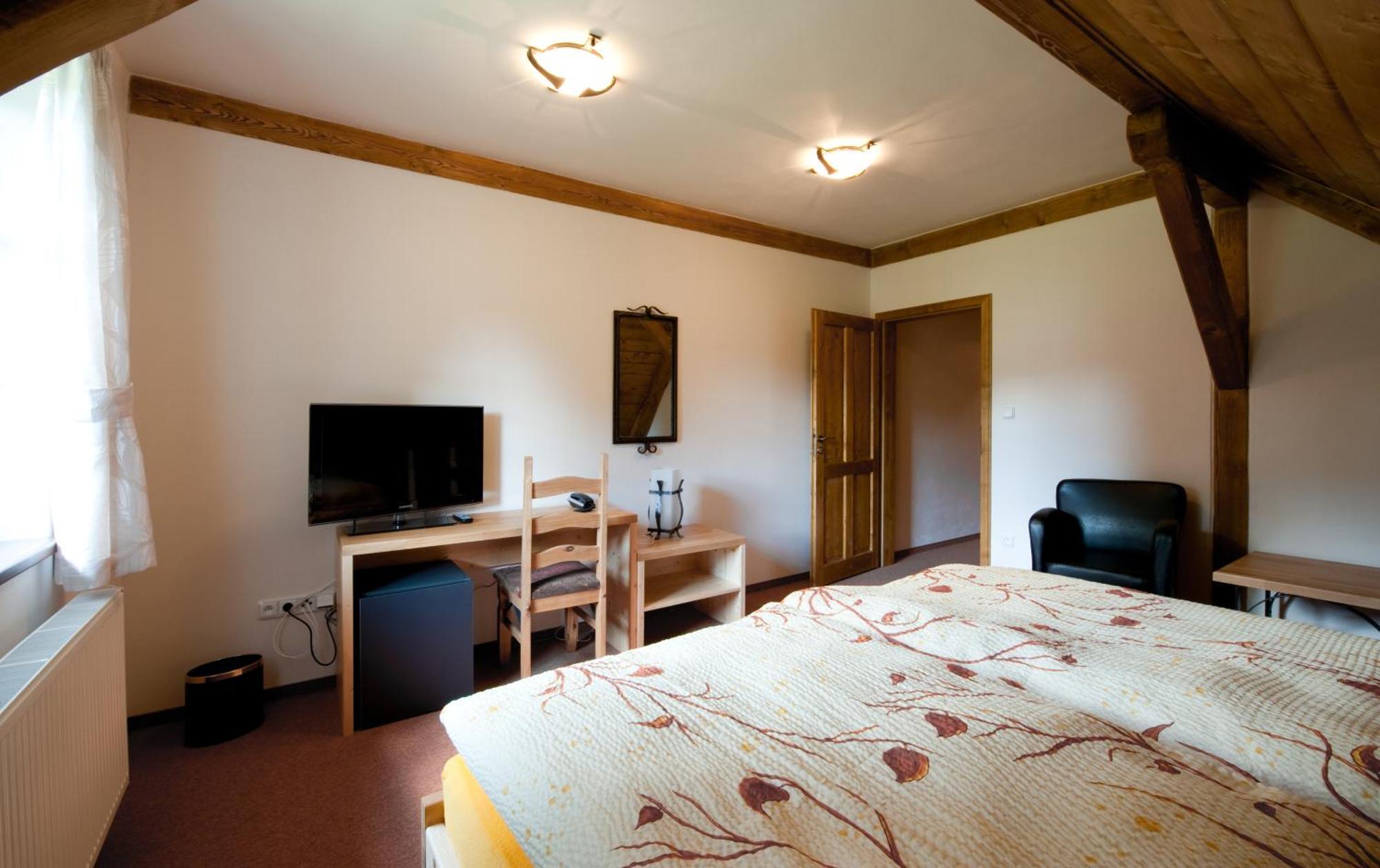 Wellness Hotel Holzberg Sucha Rudna Bilik gambar