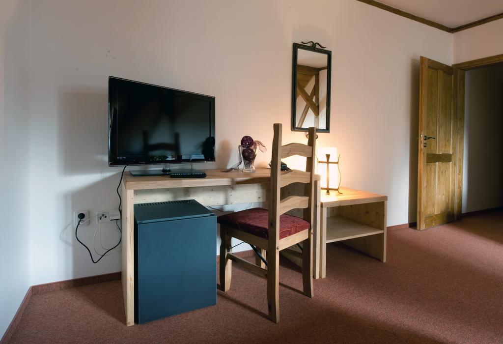 Wellness Hotel Holzberg Sucha Rudna Bilik gambar